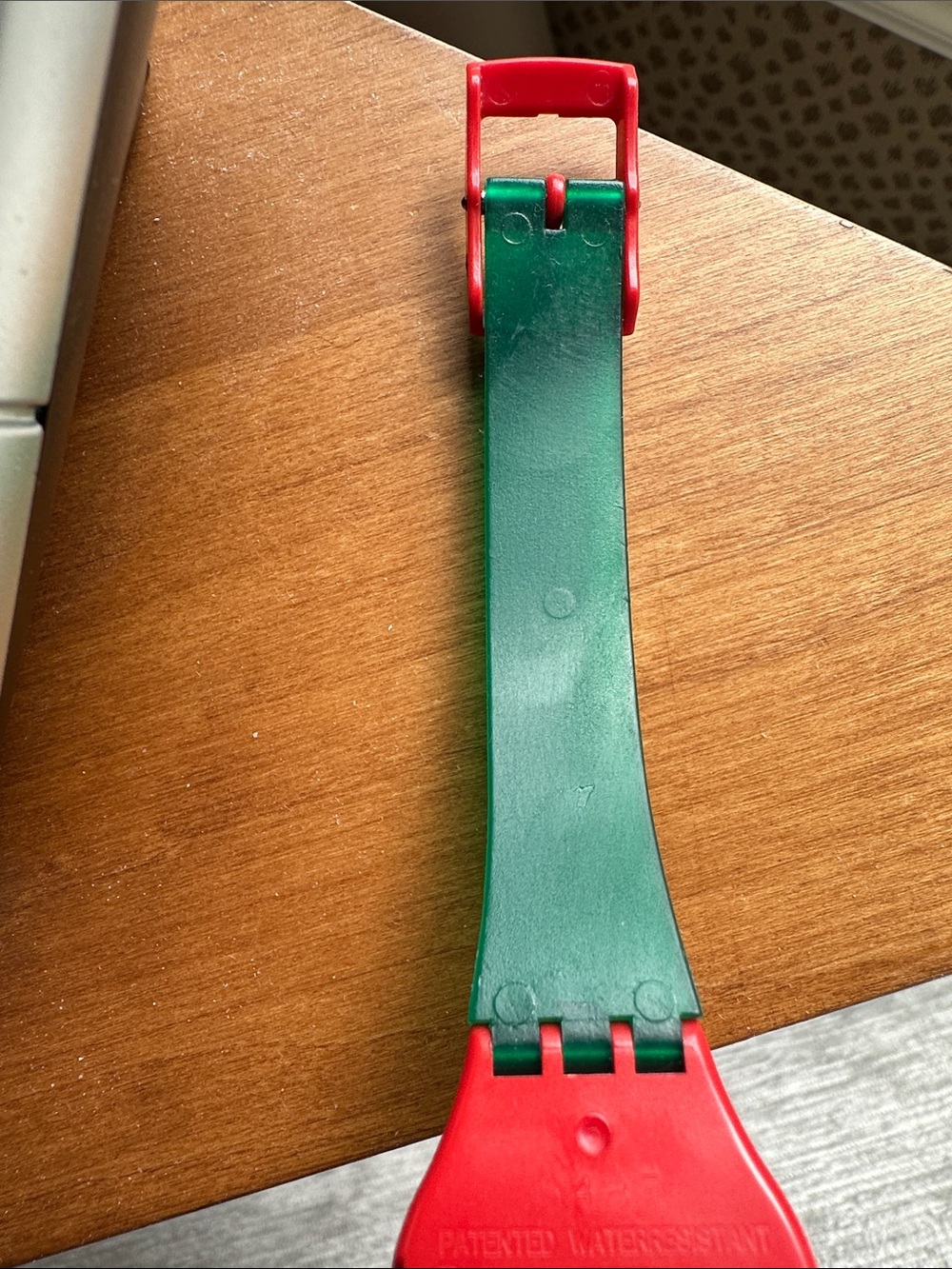 Vintage Swatch Multicolor Green Yellow Red Strap Watch - Picture 3 of 7